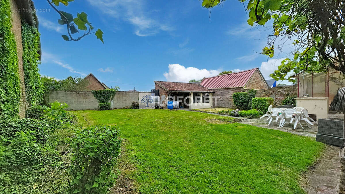 Maison à QUIERZY