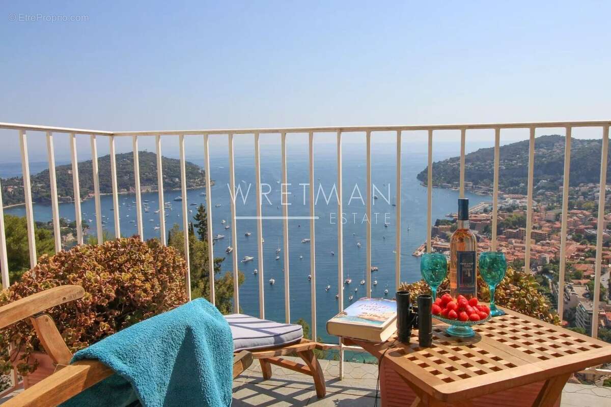 Appartement à VILLEFRANCHE-SUR-MER