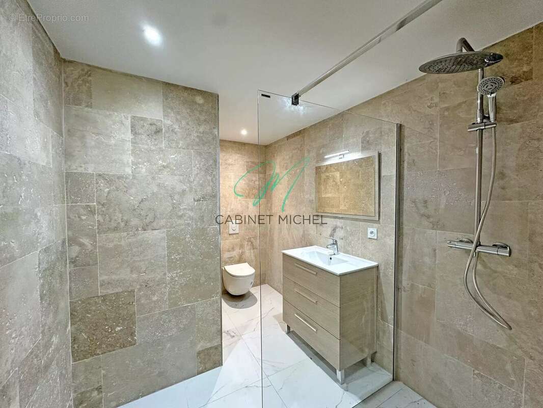 Appartement à VALBONNE