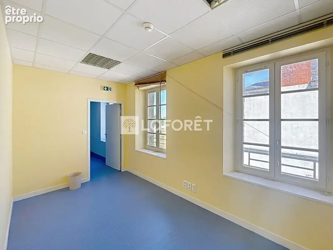 A SAISIR! Immeuble Josselin 25 pièce(s) 550 m2 - photo 15