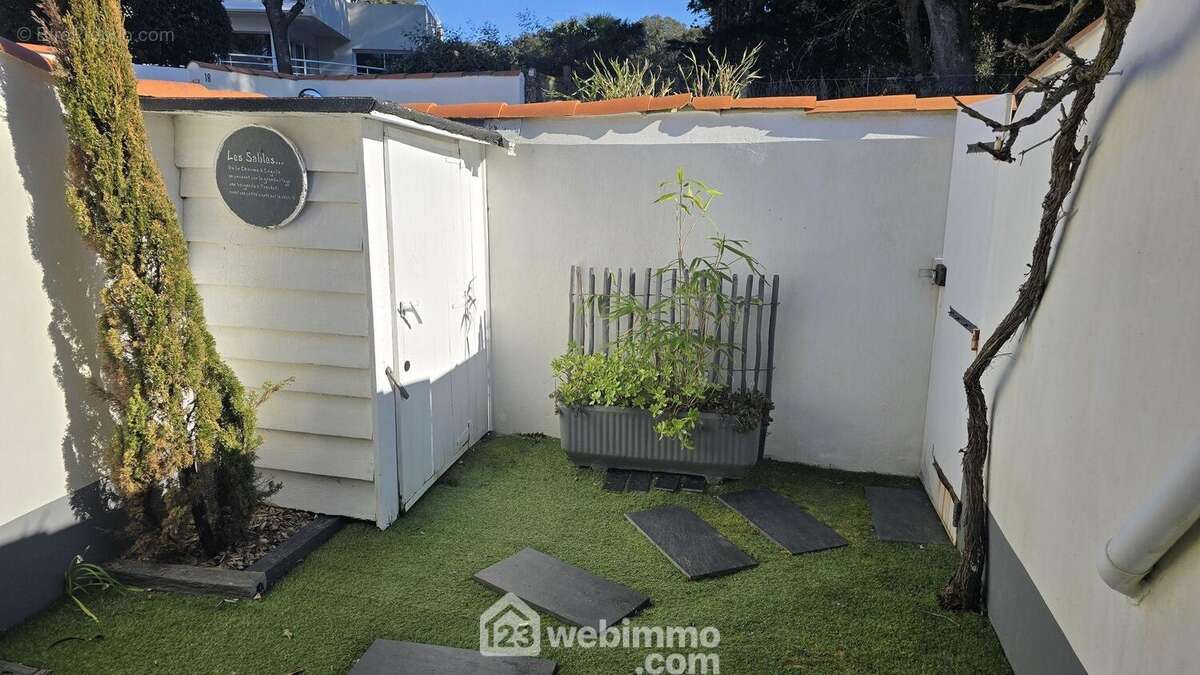 Cours privée et cabanon - Maison à TALMONT-SAINT-HILAIRE