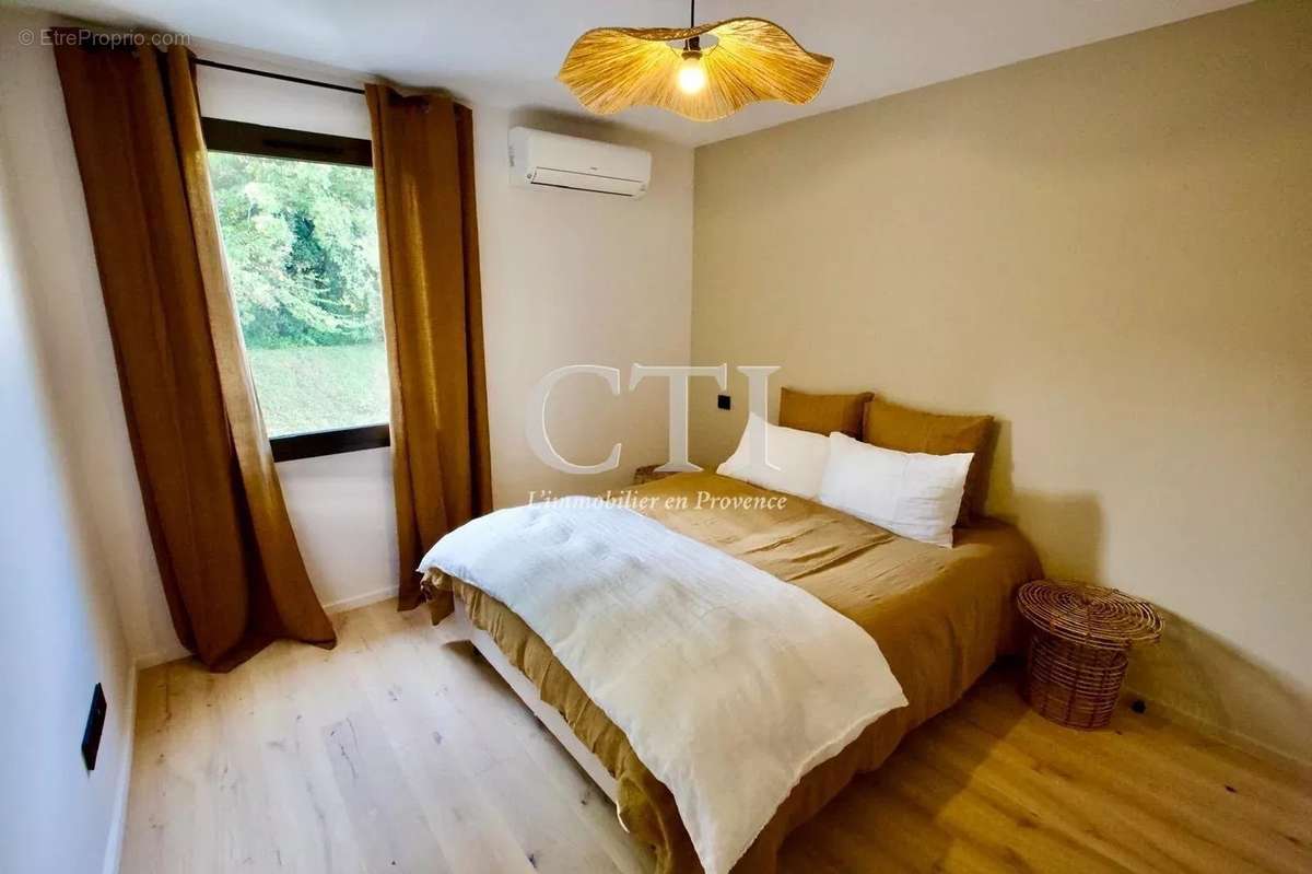 Appartement à VAISON-LA-ROMAINE