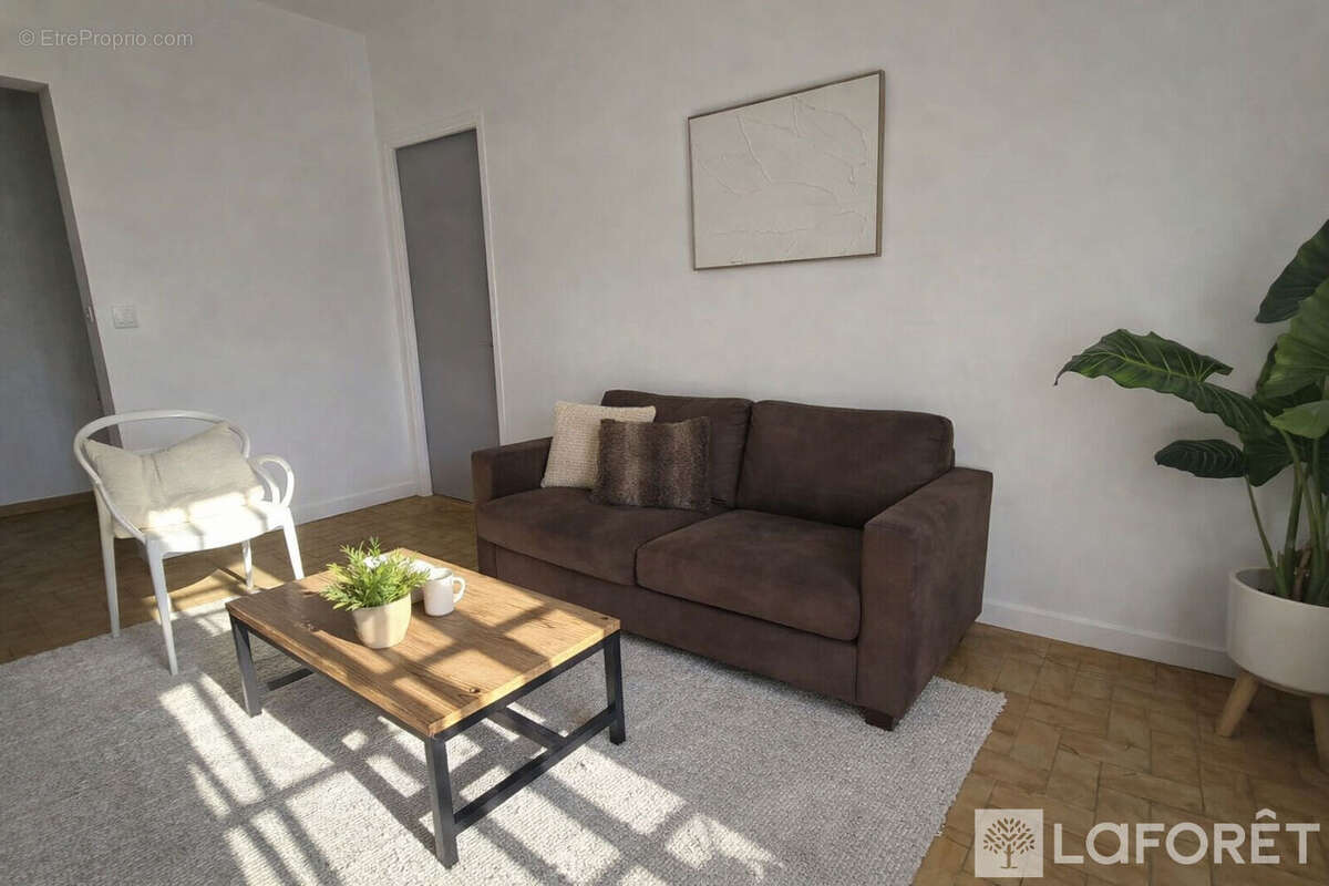 Appartement à SAINT-RAPHAEL