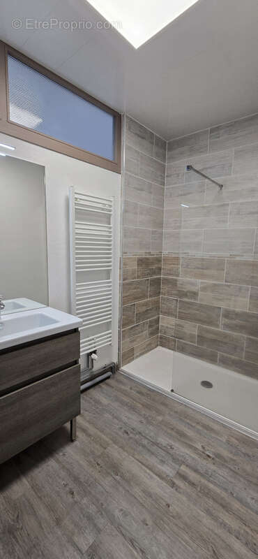 CHAMALIERES Banque de France, appartement de type 2 avec balcon et cave - photo 6