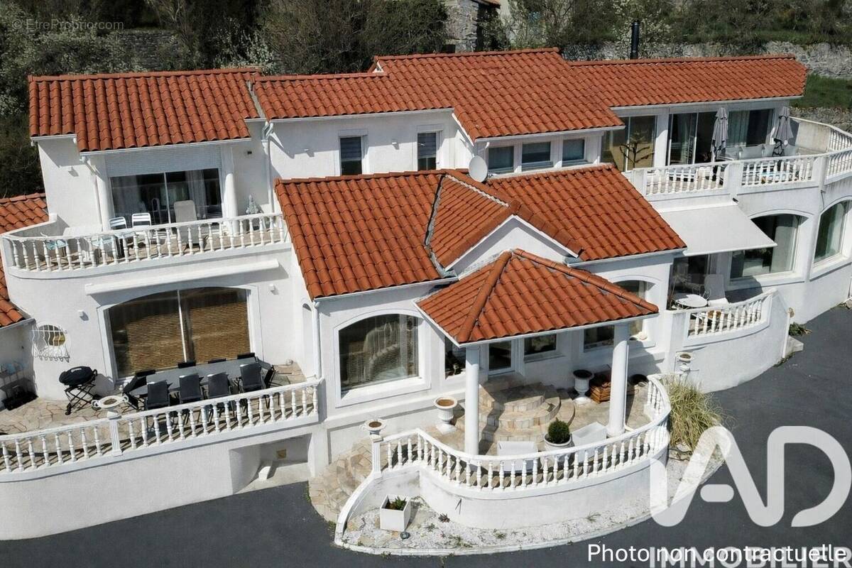 Photo 1 - Maison à ESPALY-SAINT-MARCEL