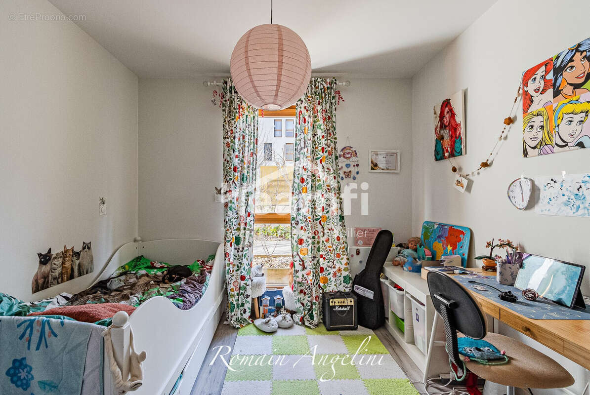 Appartement à SATHONAY-CAMP