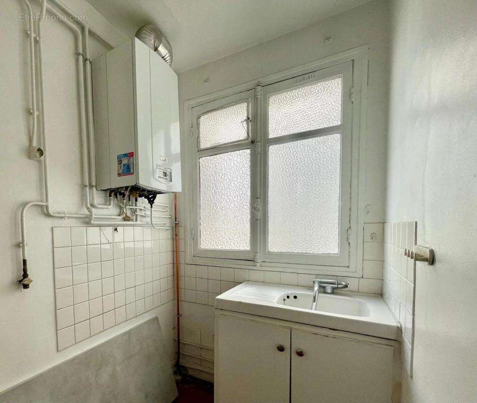 Appartement à PARIS-10E