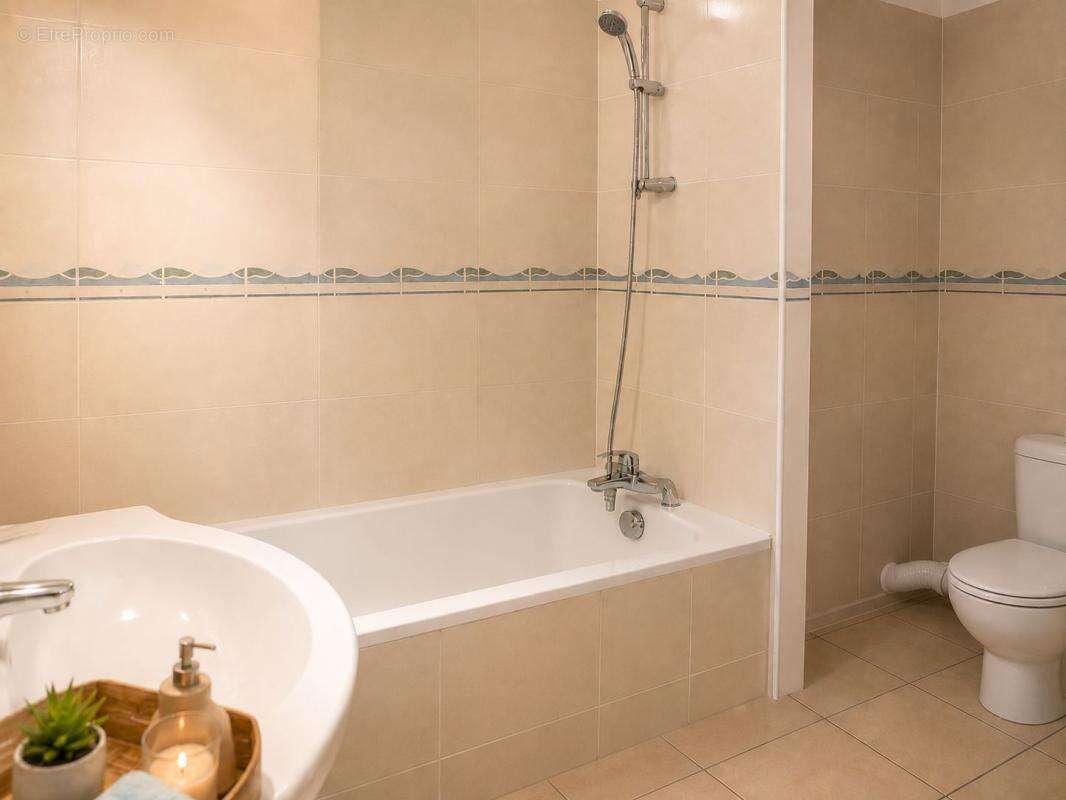 Appartement Studio Loué À Vendre  Bayonne - photo 4