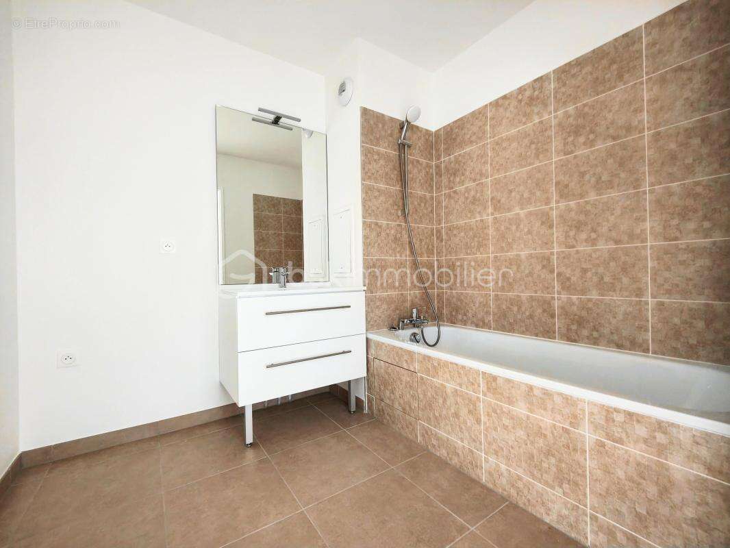 Appartement à JOUARS-PONTCHARTRAIN