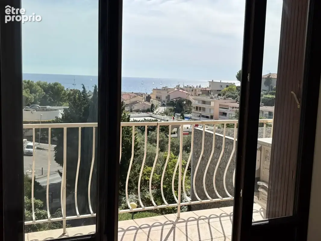 Appartement 2 pièces 45 m² à vendre à Cassis (13260) - photo 3