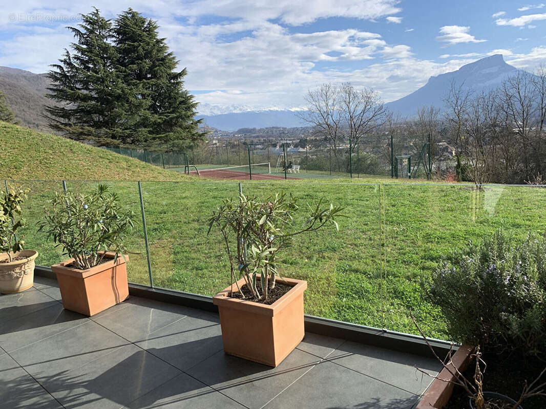 Appartement à SAINT-ALBAN-LEYSSE