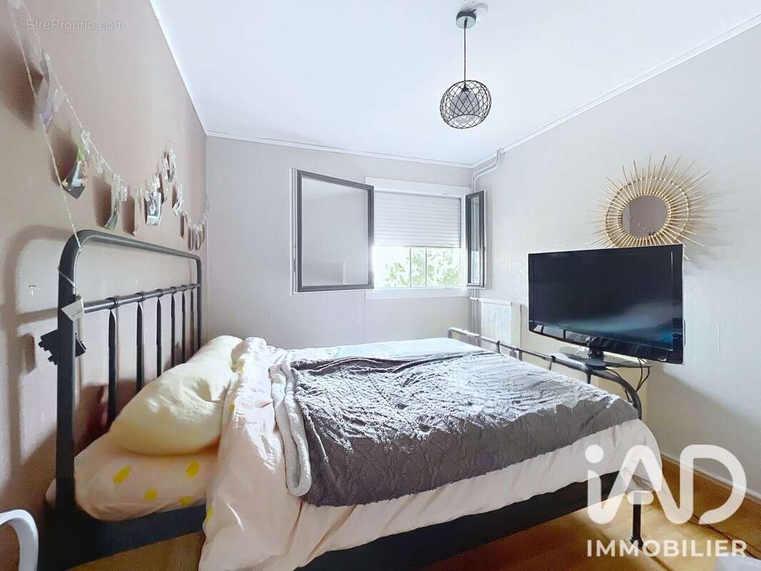 Appartement 88 m² à Apt  - photo 8