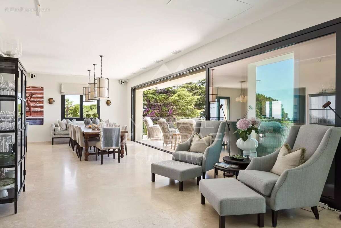 Hauteurs de Cannes  - Villa entiérement rénovée avec vue mer et montagne - photo 5