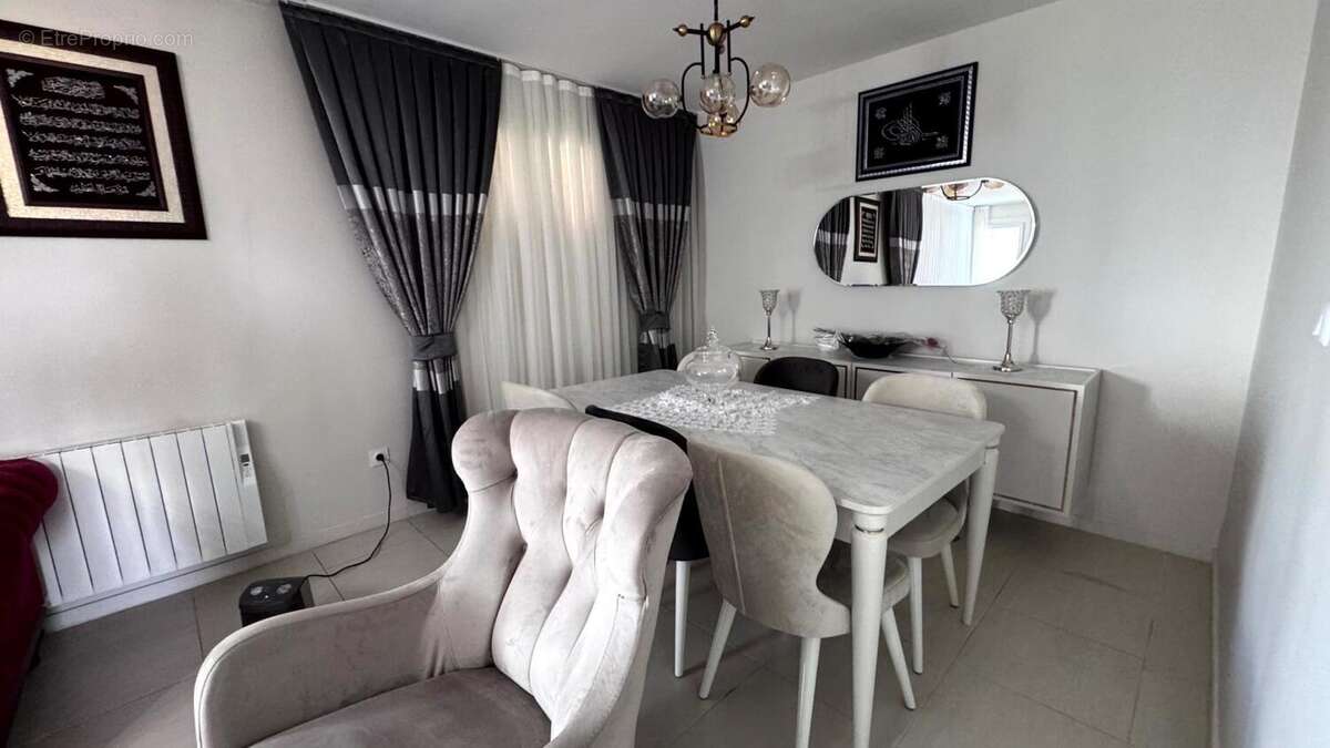 Photo 3 - Appartement à MARSEILLE-14E