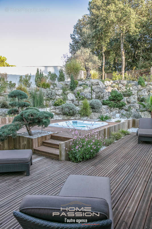 Maison à SAINT-GEORGES-DE-DIDONNE