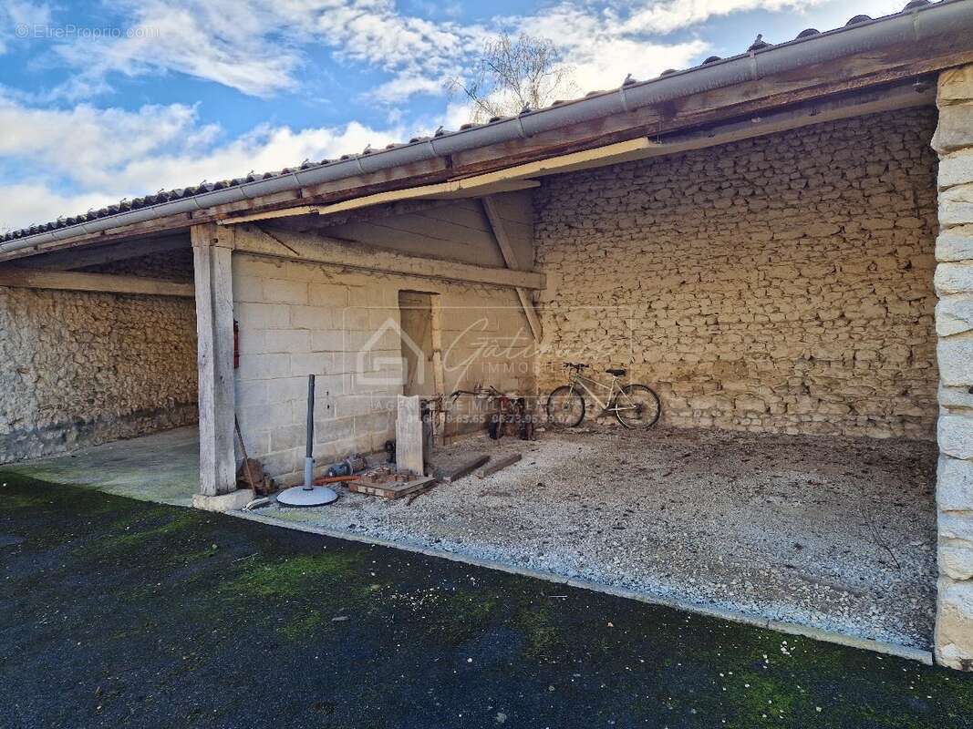 Maison à MALESHERBES