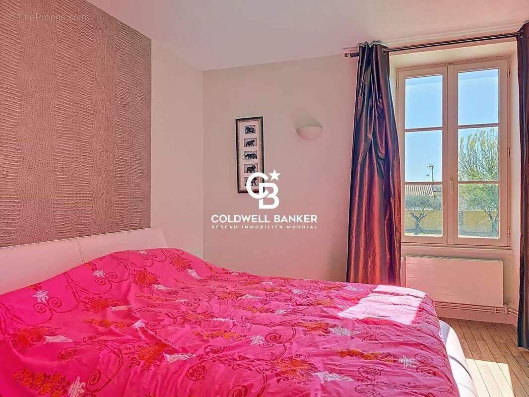 Maison à FONTENAY-LE-COMTE