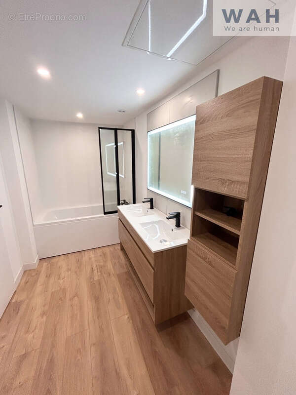 Appartement à VERGEZE