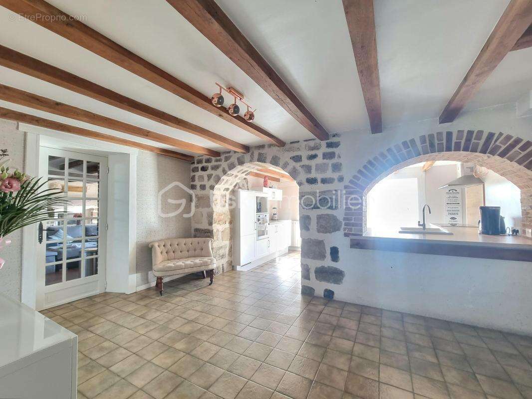 Maison à MAISON-ROUGE