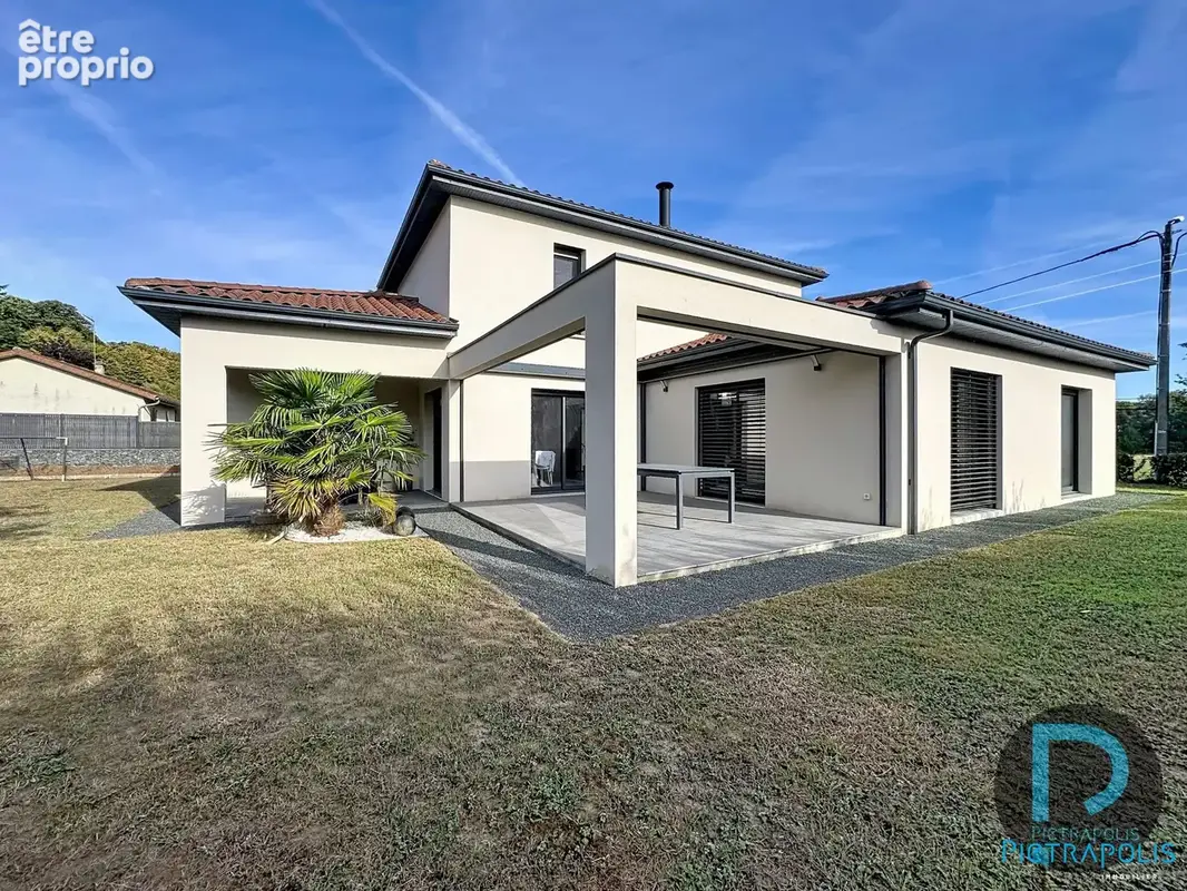Maison 6 pièces 161 m² à vendre à Chatillon-Sur-Chalaronne (01400) - photo 3