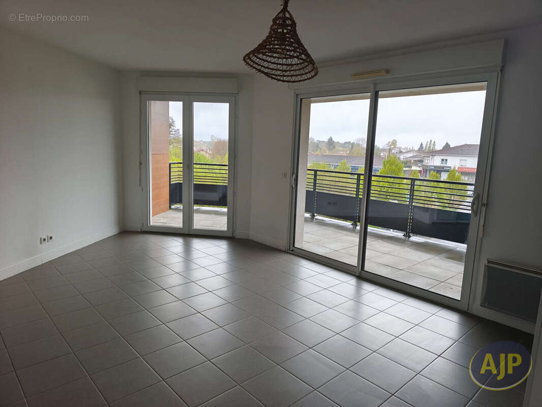 Appartement à LE HAILLAN