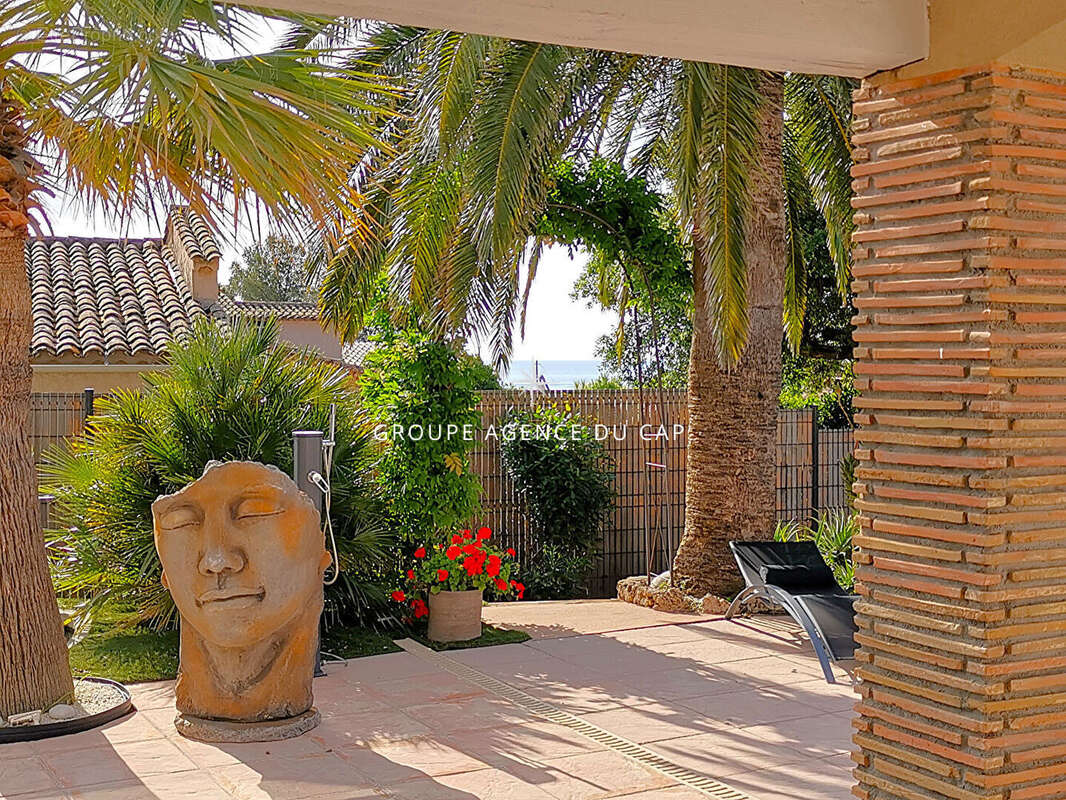 Maison à LES ISSAMBRES