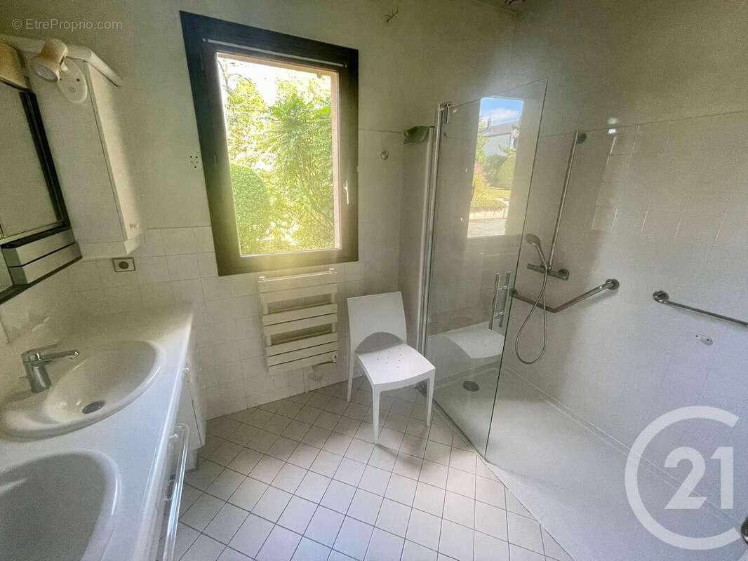 Maison à DAMMARTIN-EN-GOELE