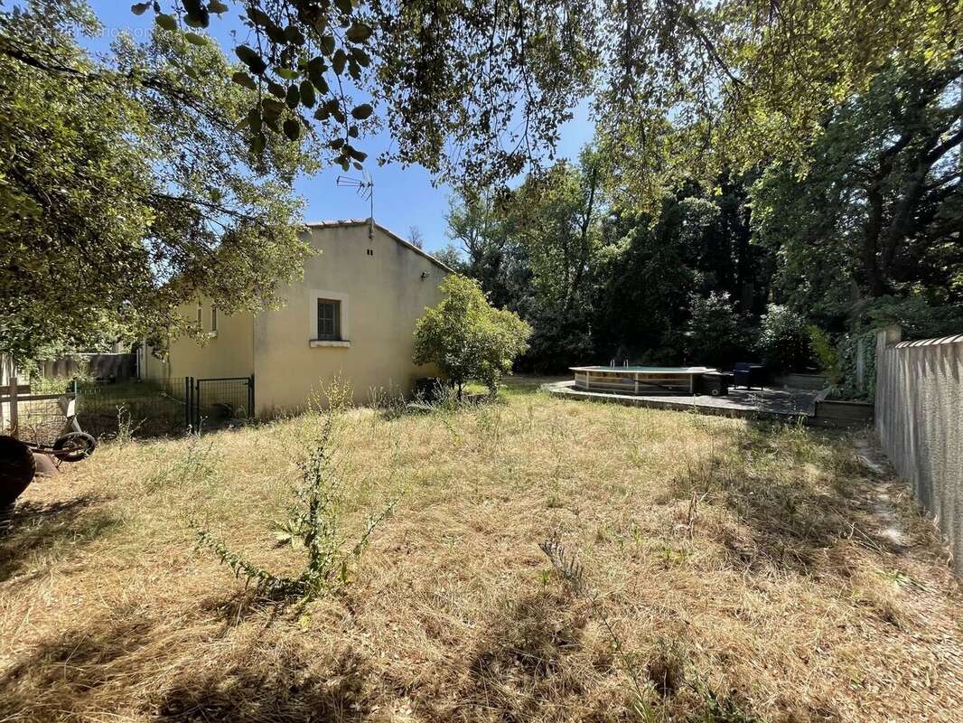 Maison à ROBION
