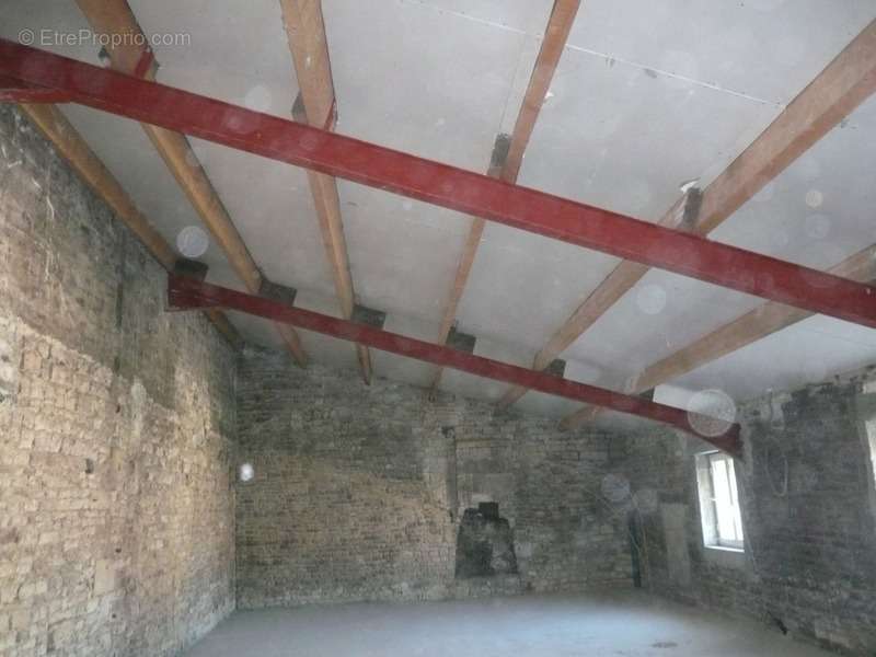 Appartement à BALLANS