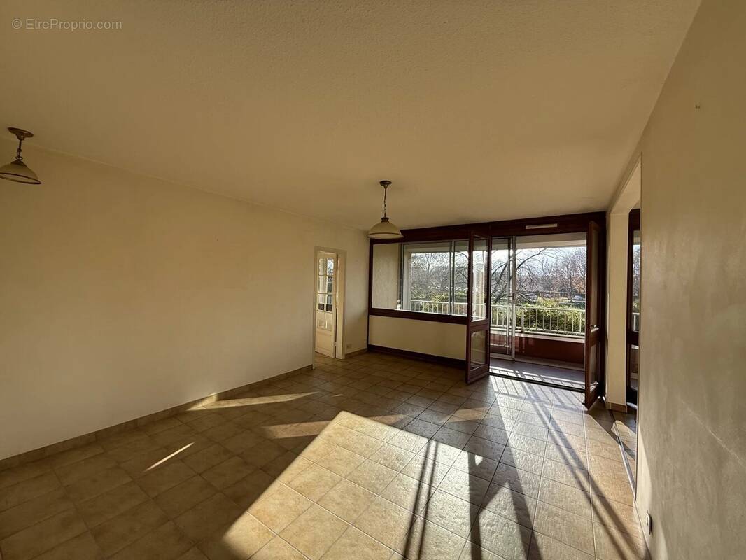 Appartement à MONTELIMAR