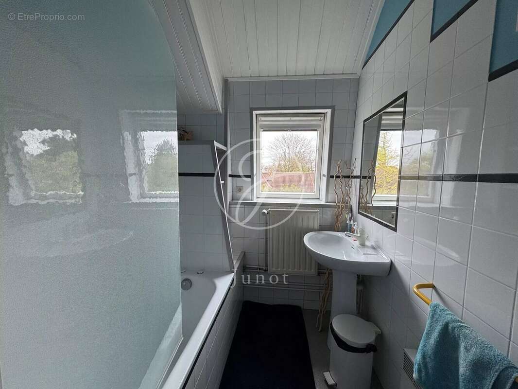 Maison à MARCQ-EN-BAROEUL