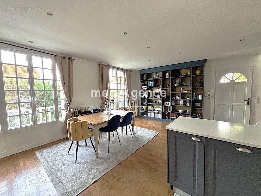 Maison à SOISY-SOUS-MONTMORENCY