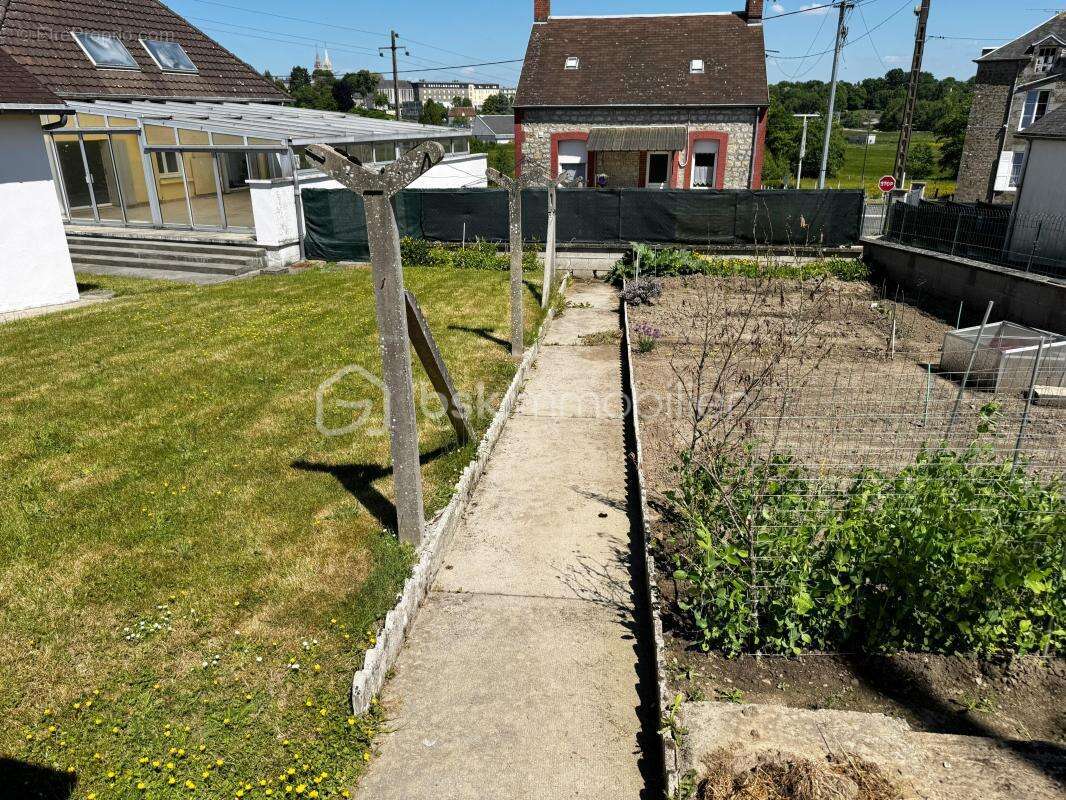 Maison à LA FERTE-MACE