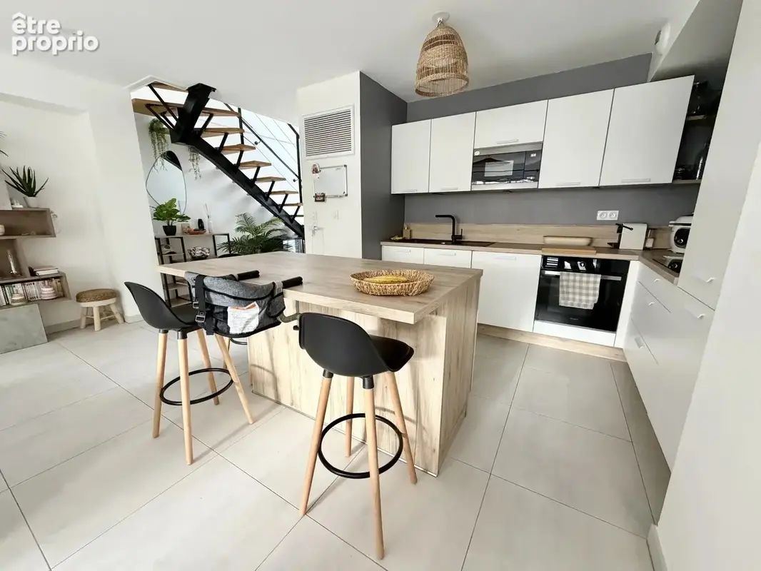 Maison 4 pièces 92 m² à vendre à Castelginest (31780) - photo 4