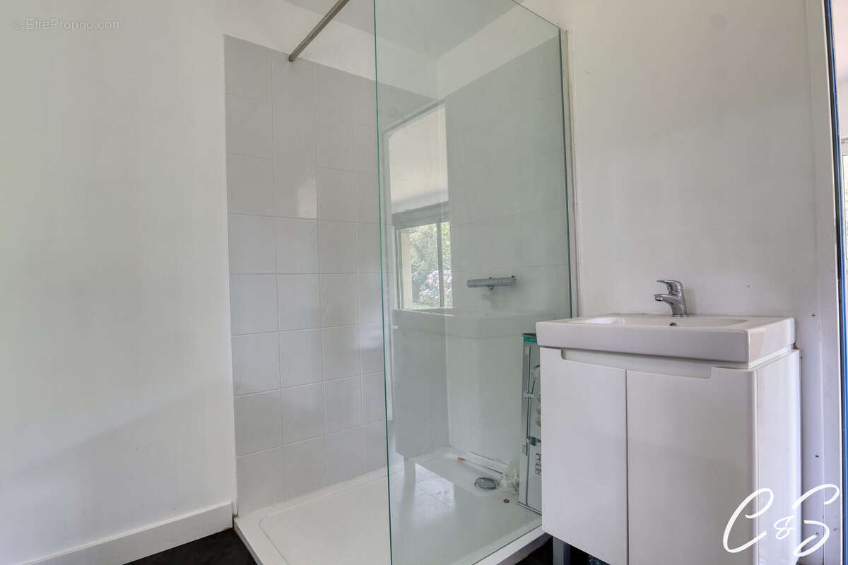 Maison 33 m² à Plomeur  - photo 5