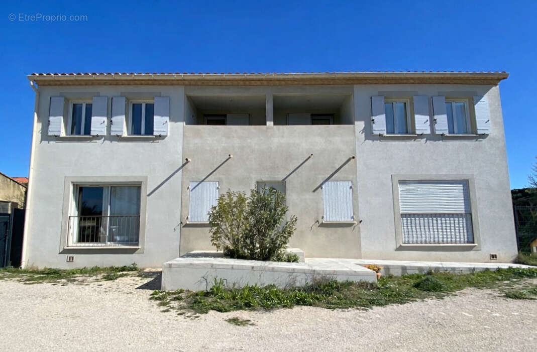 Appartement à L'ISLE-SUR-LA-SORGUE