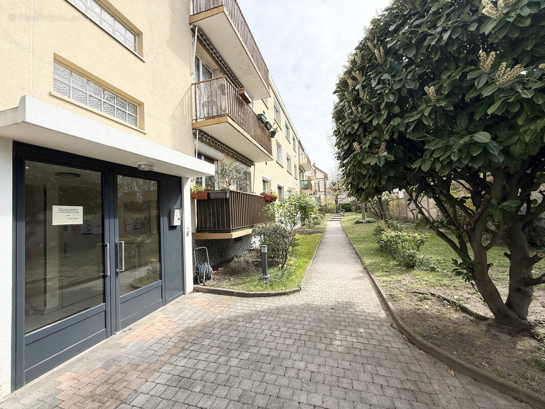 Appartement à NANTERRE