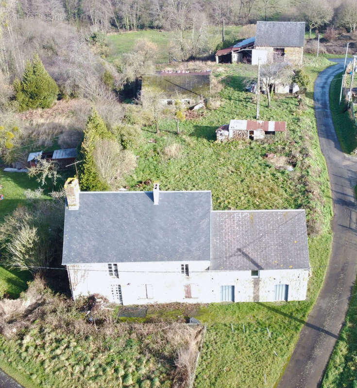 Maison à SAINT-BRICE-DE-LANDELLES