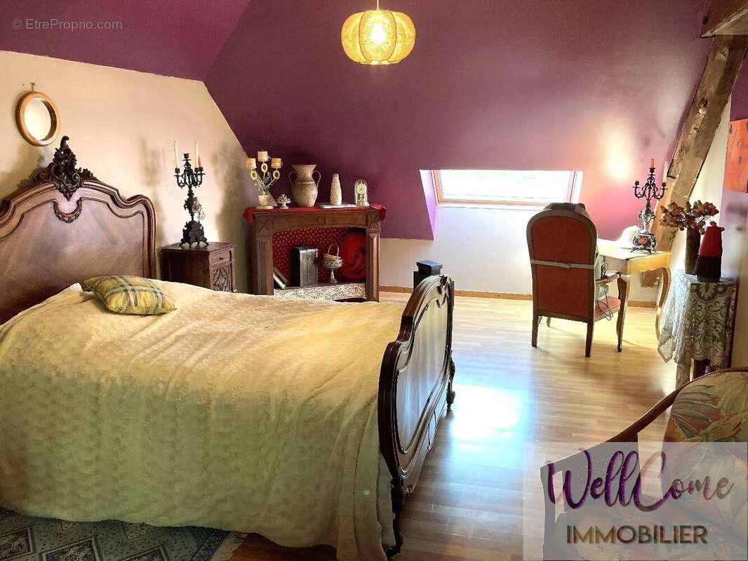 Maison à SAINT-THIBAUD-DE-COUZ