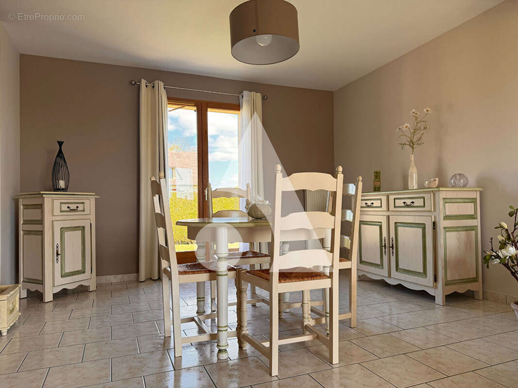 Maison à CLAVILLE