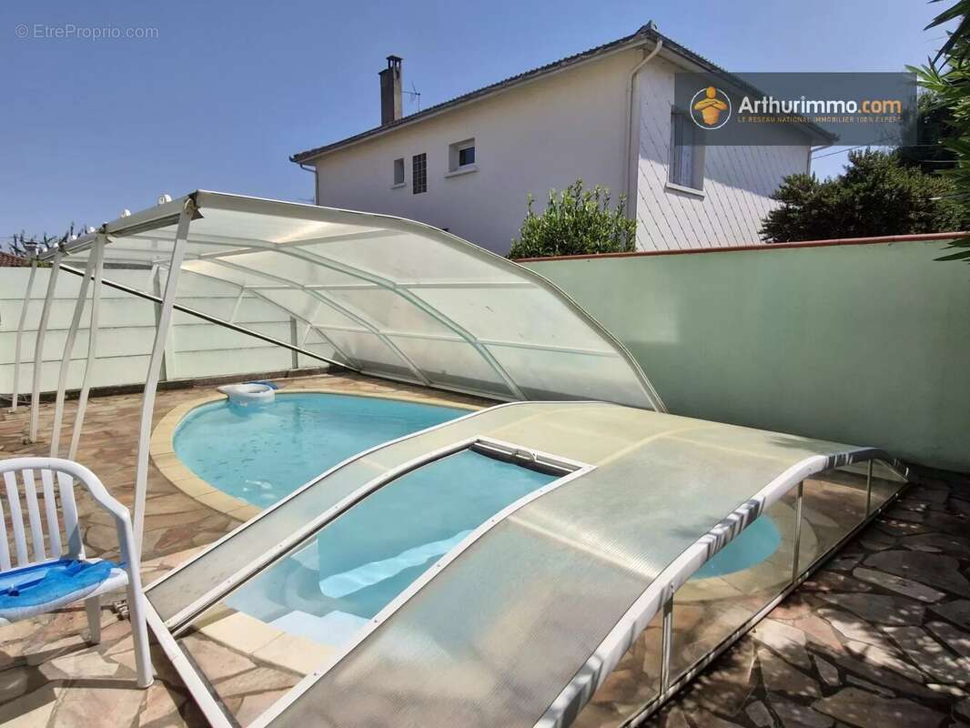 Maison à LAROQUE-D'OLMES