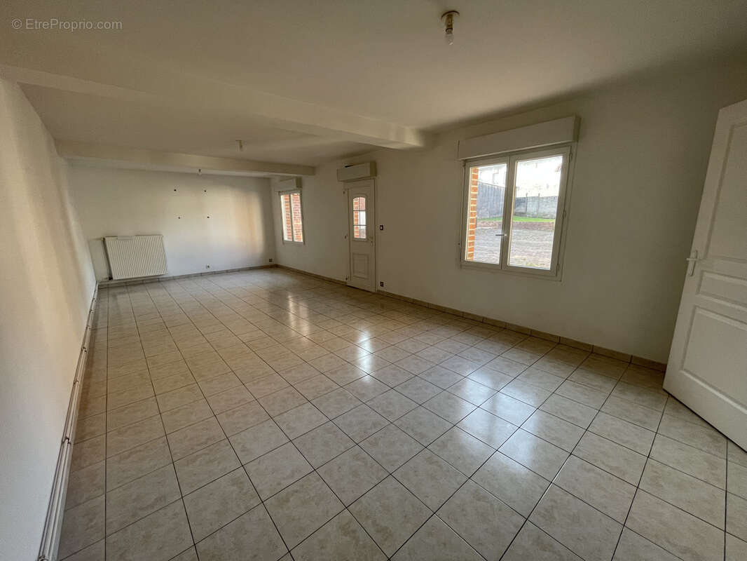 Maison à BEAUMETZ-LES-LOGES