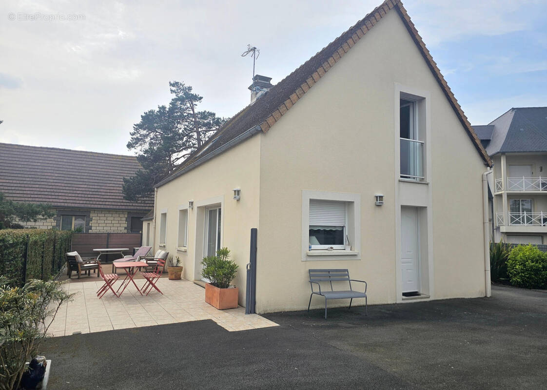Maison à MERVILLE-FRANCEVILLE-PLAGE
