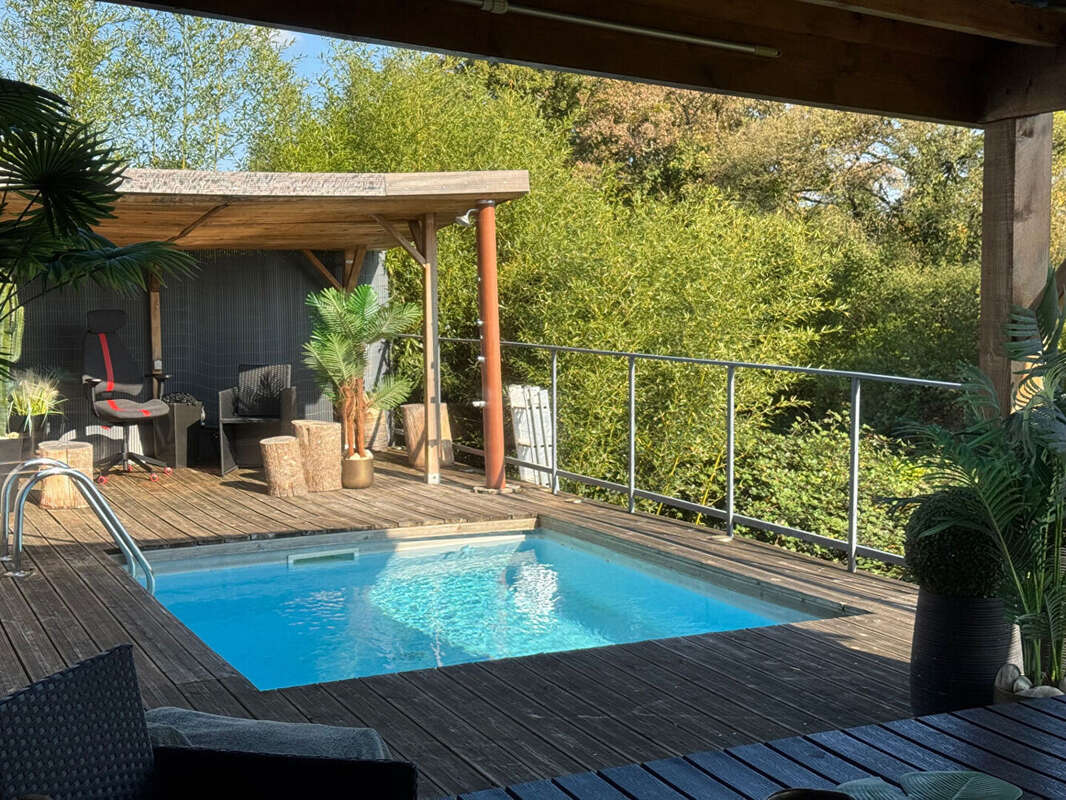 À vendre - Villa contemporaine 155 m² - Quartier Montboucons, Besançon - photo 2