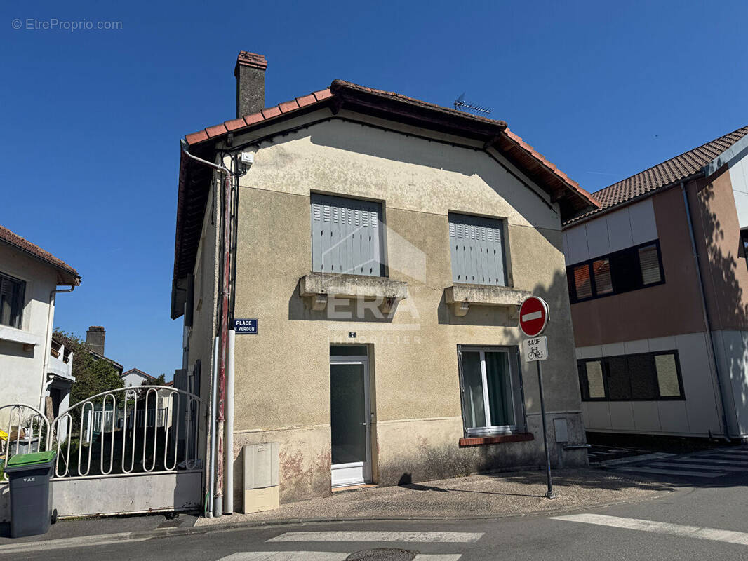 Maison à VIC-EN-BIGORRE