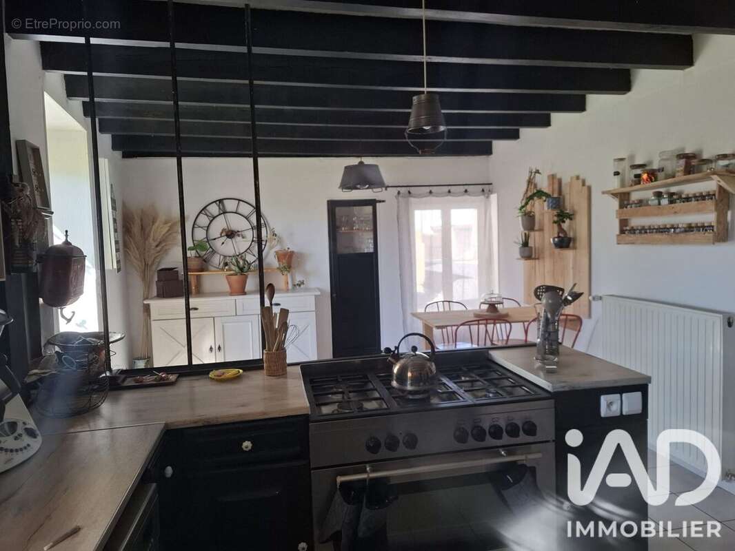 Maison 160 m² à Pas-De-Jeu  - photo 6
