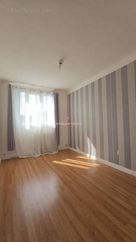 Appartement à MANTES-LA-VILLE