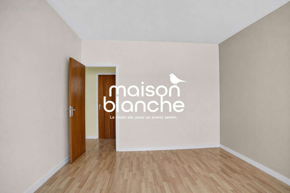 Maison à THENEZAY