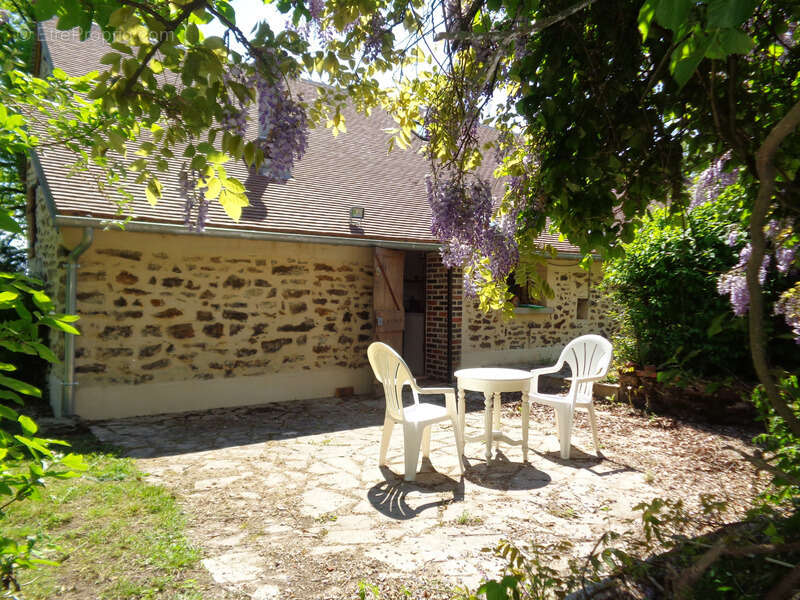 Maisons à vendre TREIGNY (89) Ensemble de deux maison 11pcs 5 ou 6 chbs, piscine, panneau solaire - photo 13