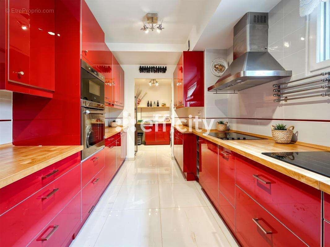 Maison 149 m² à Saint-Regle  - photo 6
